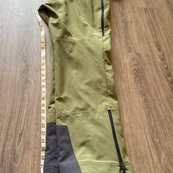 Alaskan HardGear by Duluth Trading Co. Men’s Overalls, Green & Black, Large - Picture 5 of 9